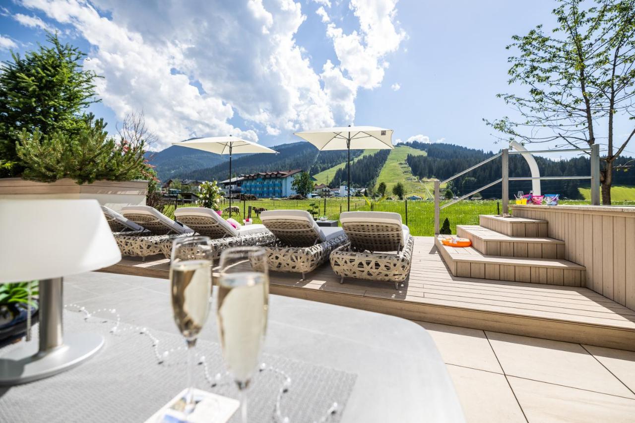 Enjoy The Alps Aparthotel Flachau Exterior photo
