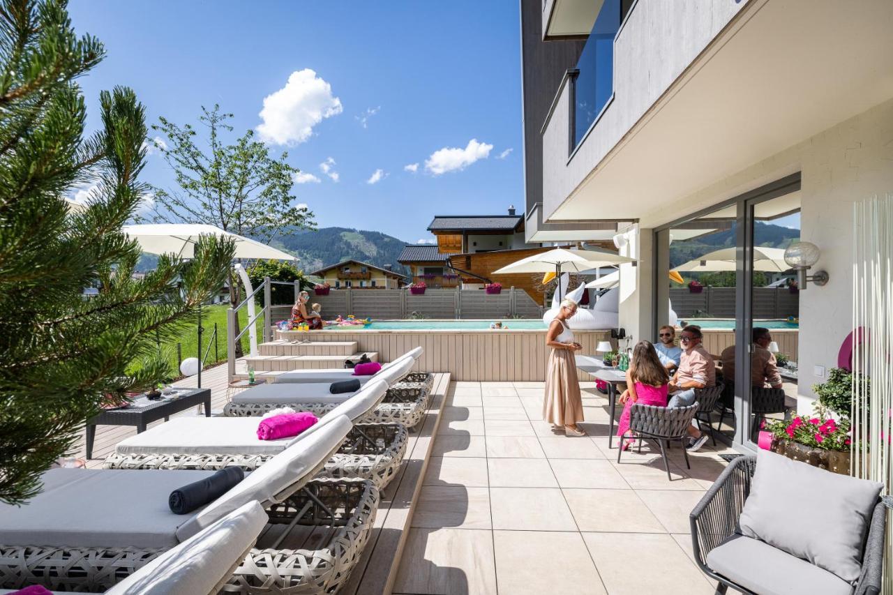 Enjoy The Alps Aparthotel Flachau Exterior photo